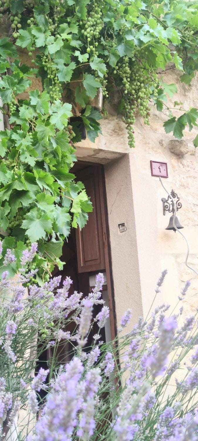 La Maison bleue House in Bourgogne-Franche-Comté