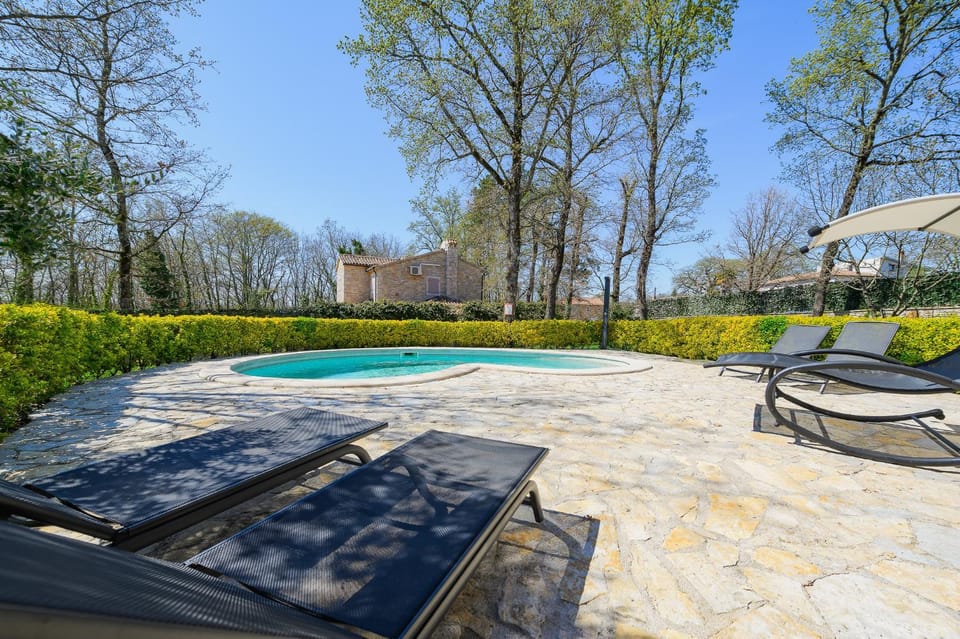 Garden, Swimming pool