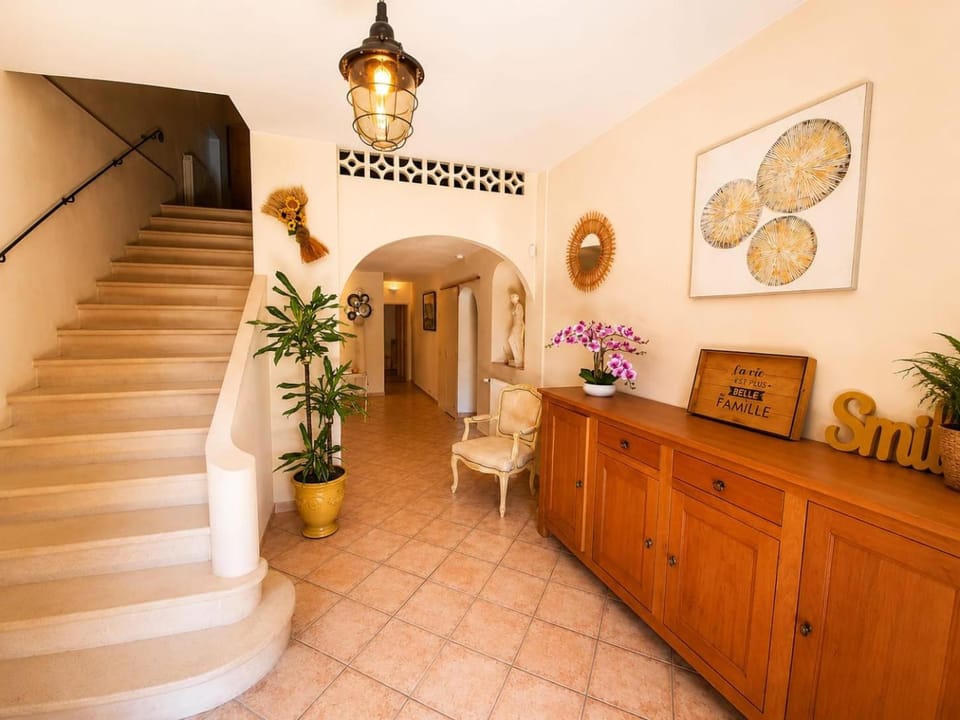 Property building, Lobby or reception
