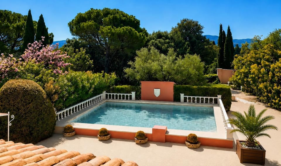Day, Natural landscape, Garden, Garden view, Pool view, Swimming pool, sunbed