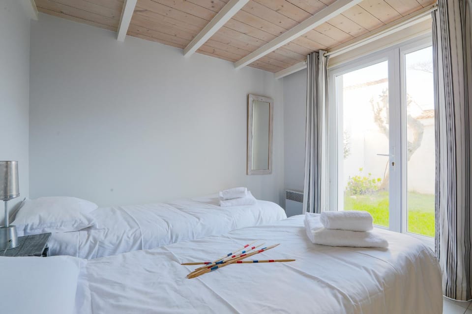 Maison de famille cosy aux Portes en Ré House in Nouvelle-Aquitaine