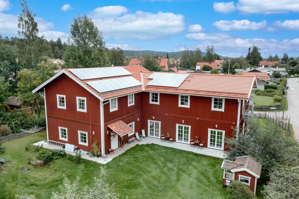 Property building, Garden, Garden view