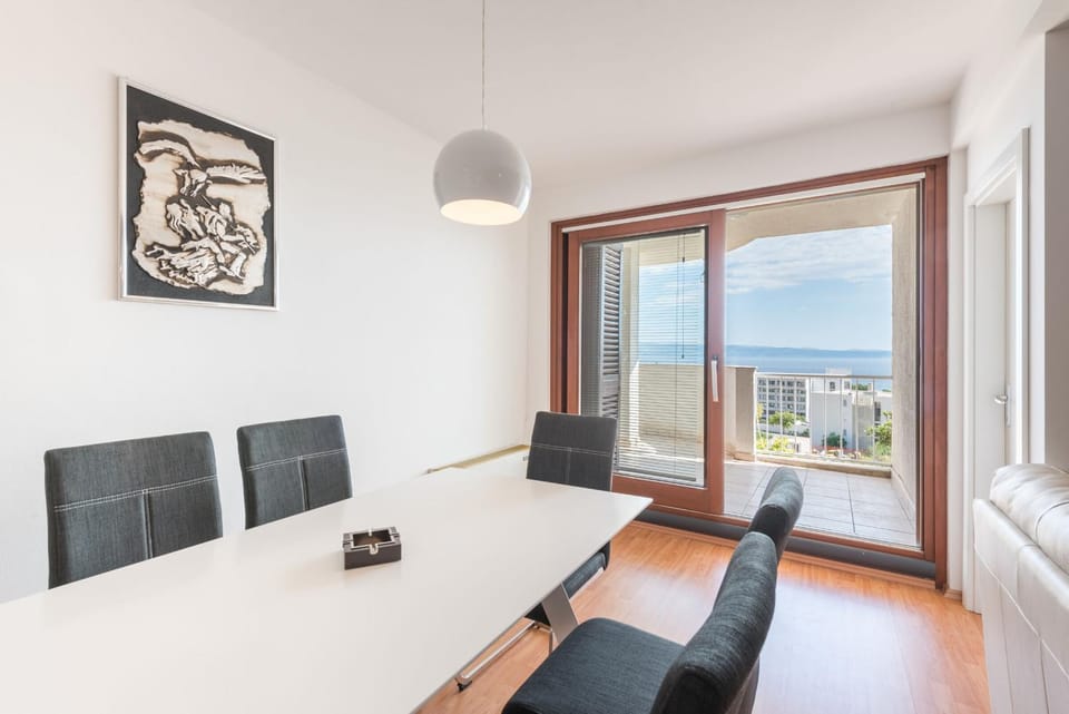 Dining area, Sea view