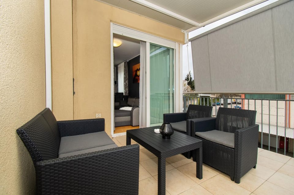 Balcony/Terrace, Seating area