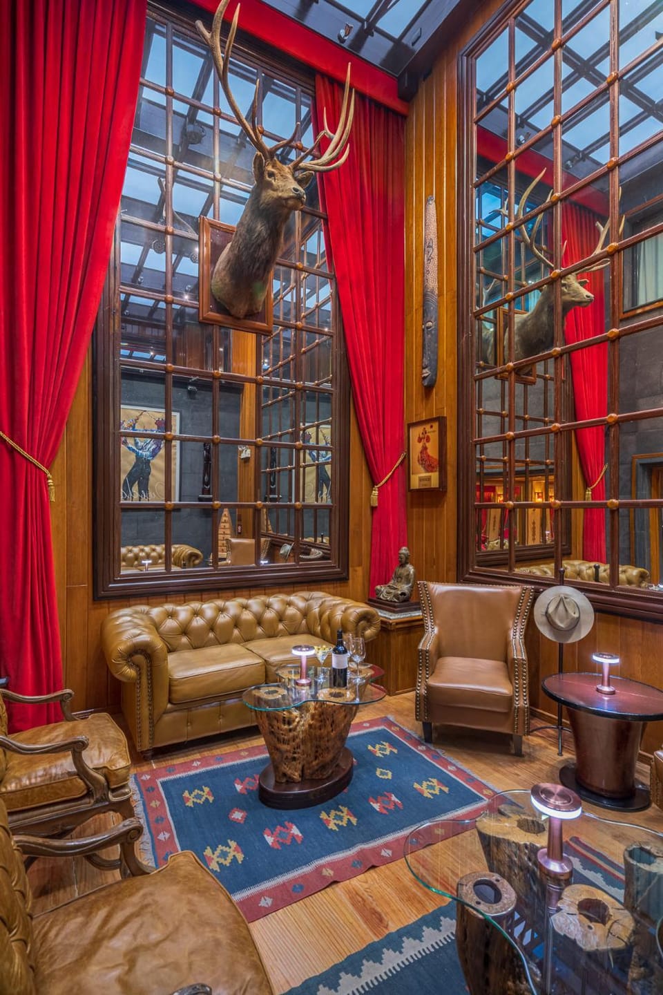 Lounge or bar