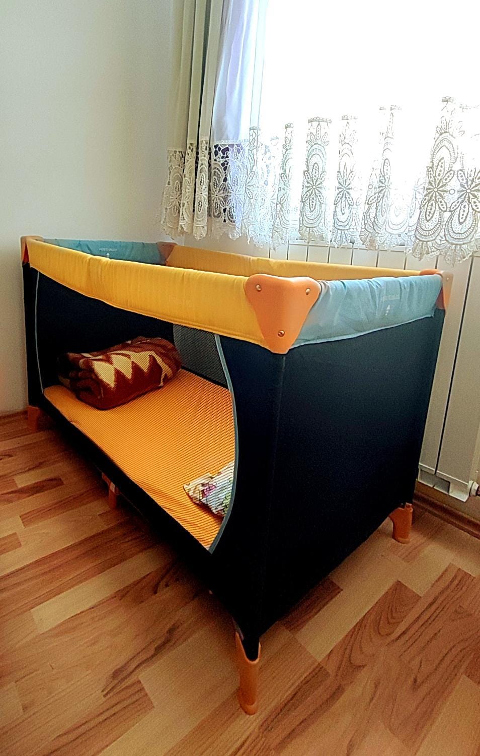 cot