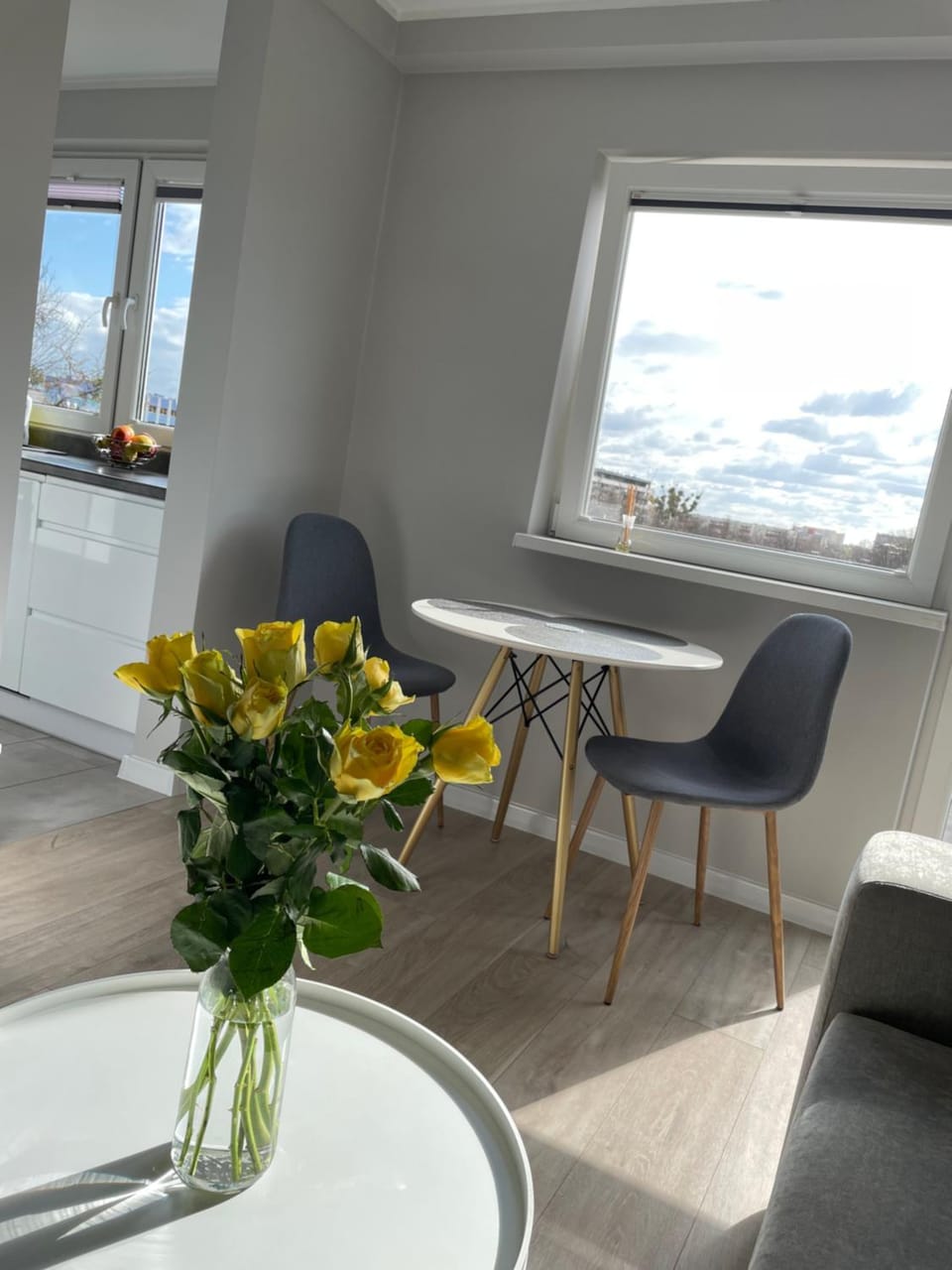 LUXURY WHITE APARTMENT by Marta Apartment in Masovian Voivodeship