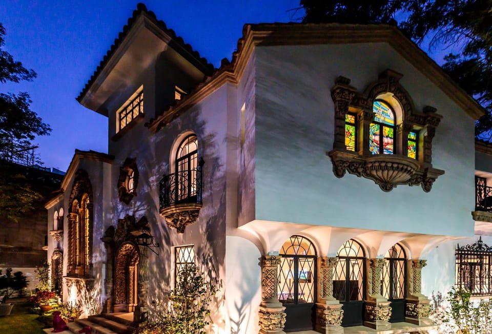 Property building, Facade/entrance