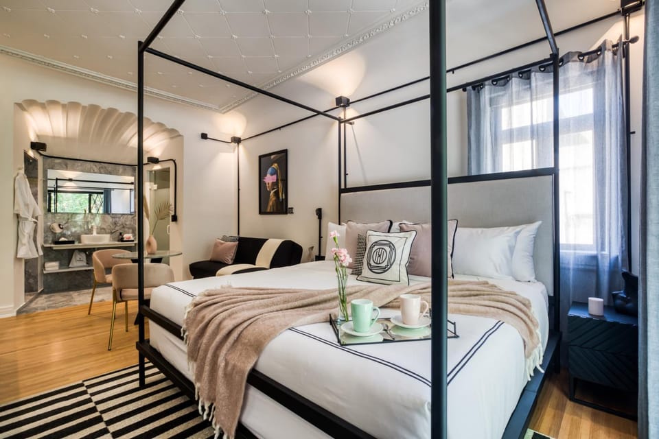 Bed, Bedroom