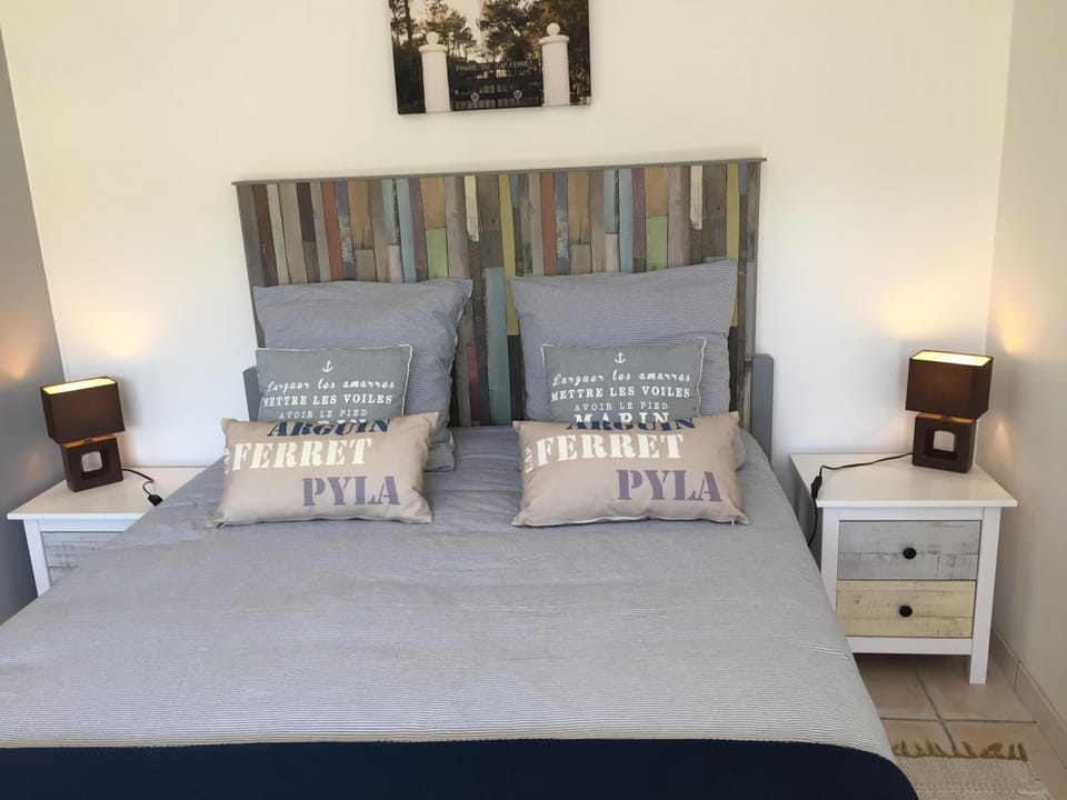 Cabane Blanche Bed and Breakfast in Andernos-les-Bains