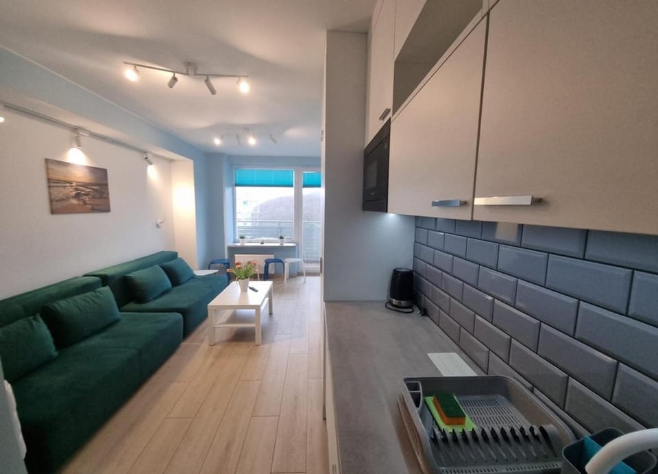 TV and multimedia, Kitchen or kitchenette, Seating area