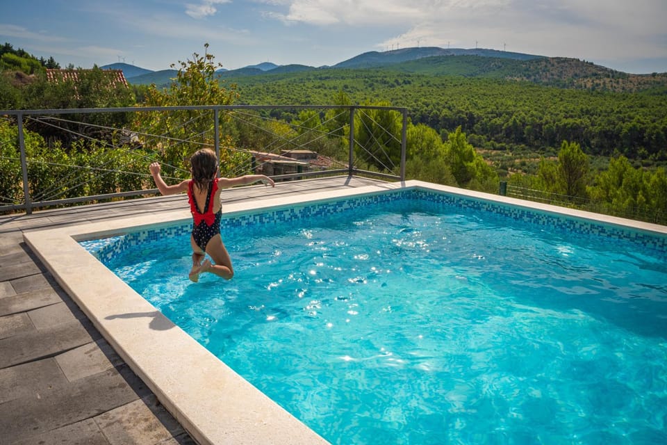 Activities, Pool view, Swimming pool