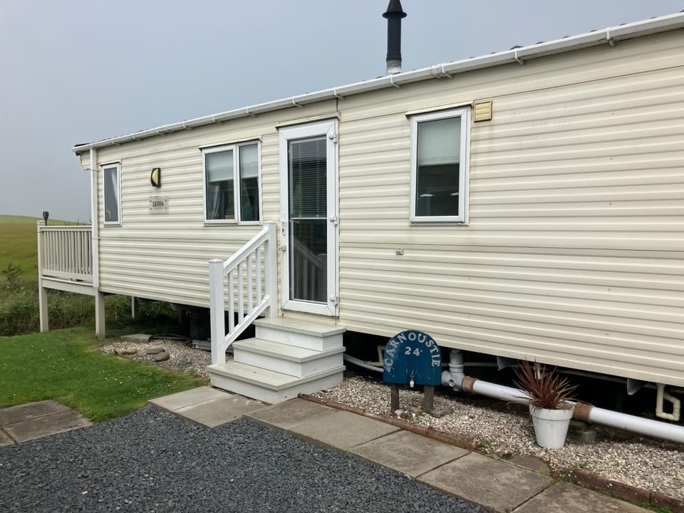 Carnoustie 24 - Turnberry Holiday Park - short walk to beach House in England