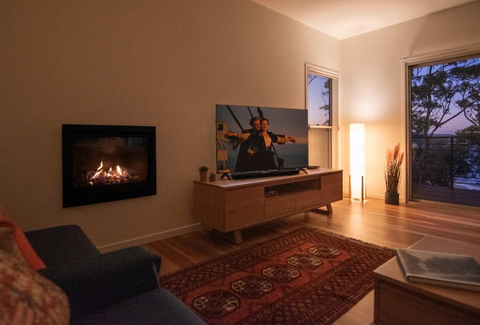Mherringa at Bawley - enjoy panoramic ocean views House in Bawley Point