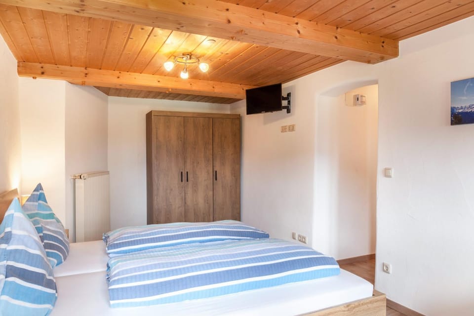 Property building, Living room, Bedroom