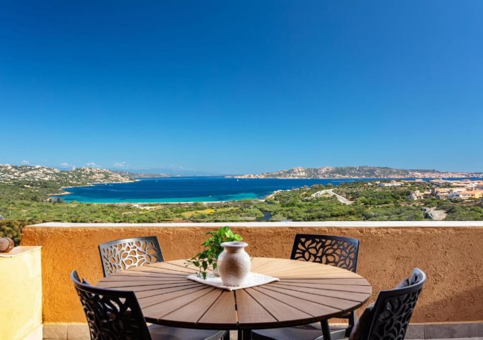 View (from property/room), Balcony/Terrace, Beach, City view, Sea view