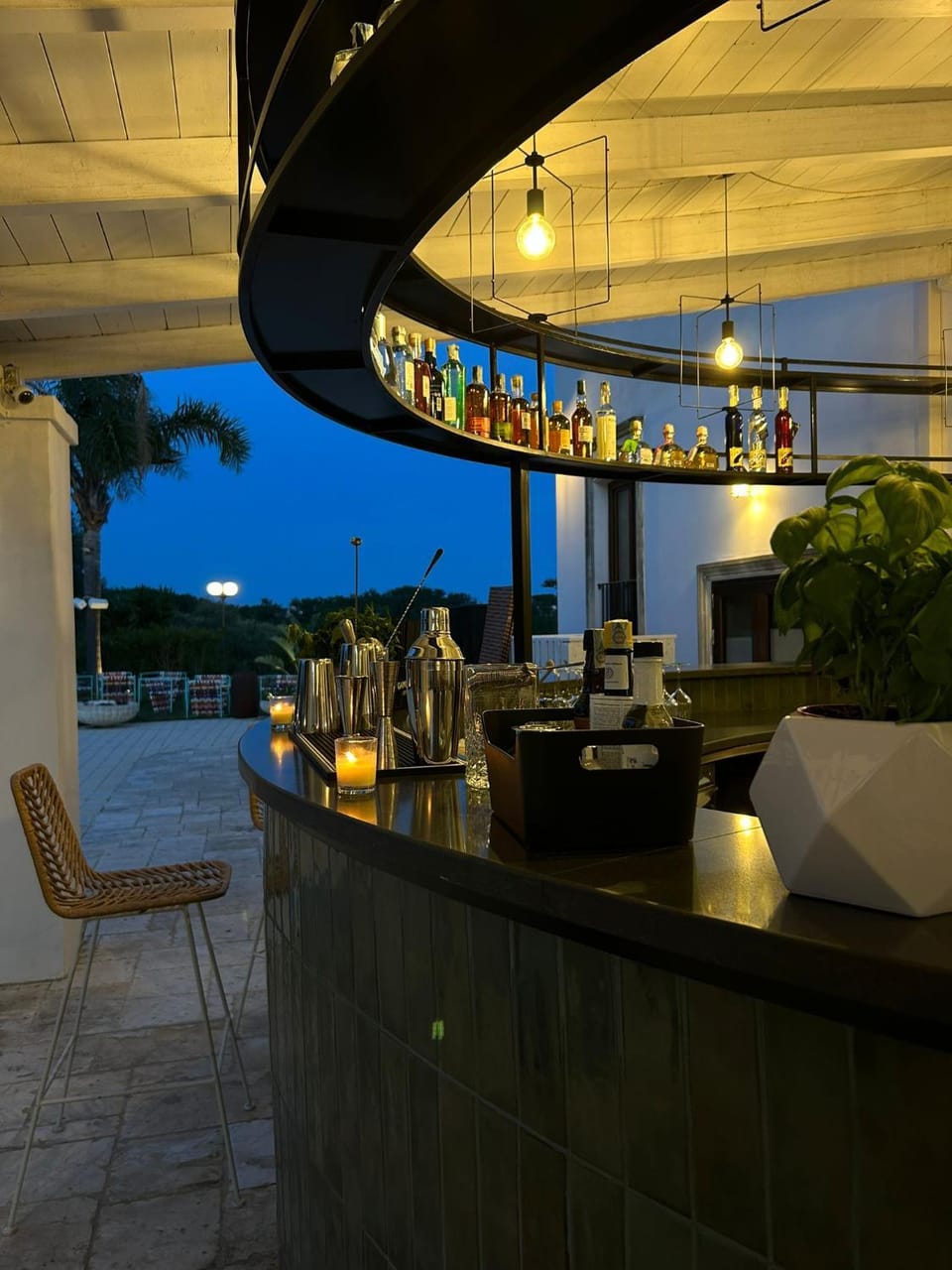 Restaurant/places to eat, Food and drinks, Drinks