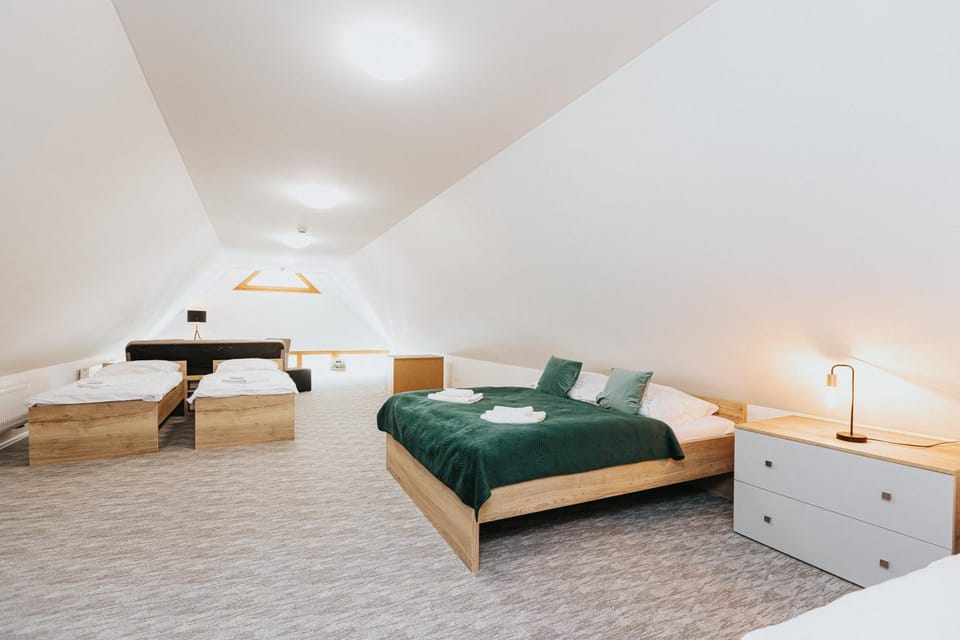Seating area, Bedroom