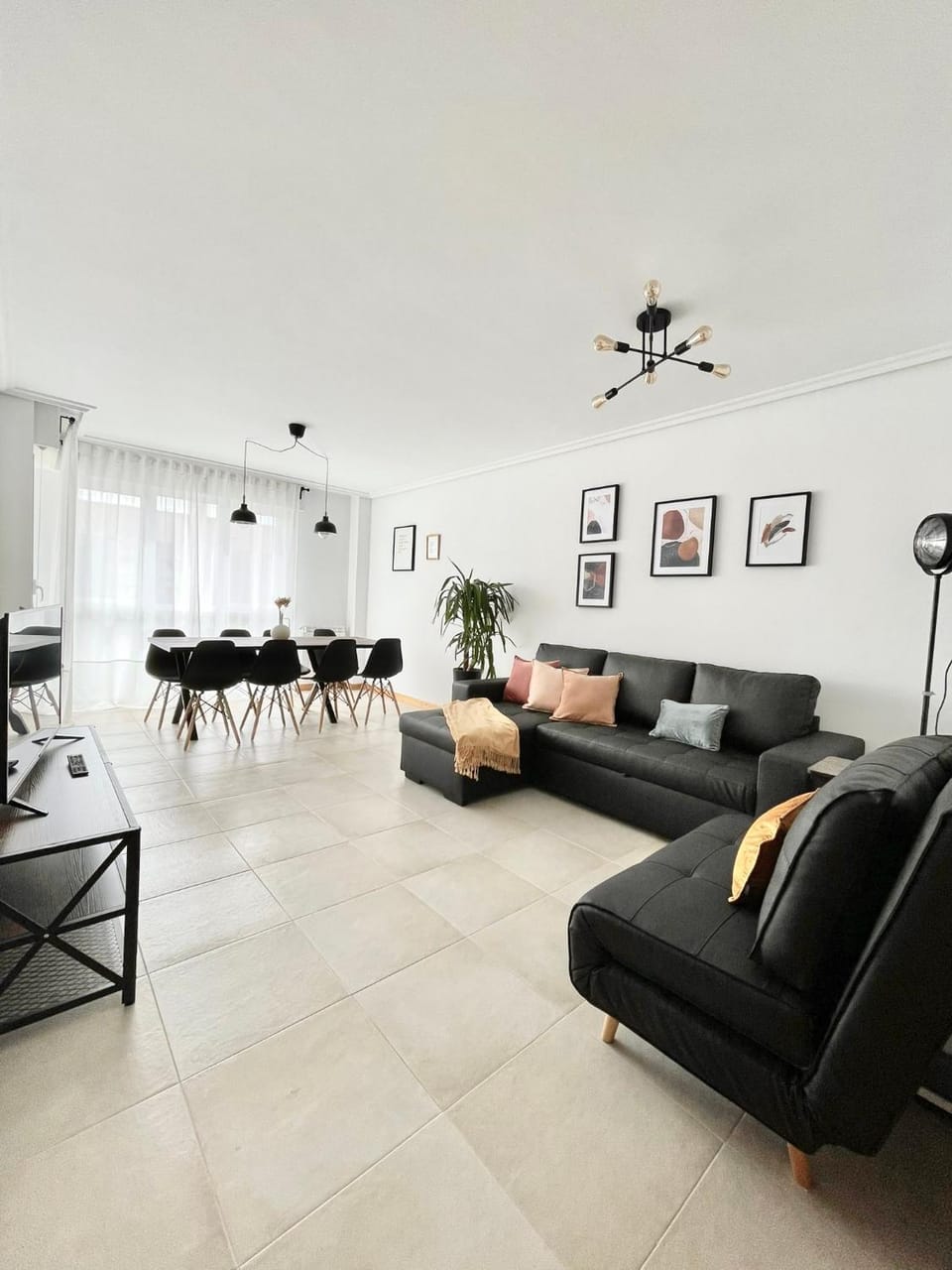 Lounge or bar, Dining area