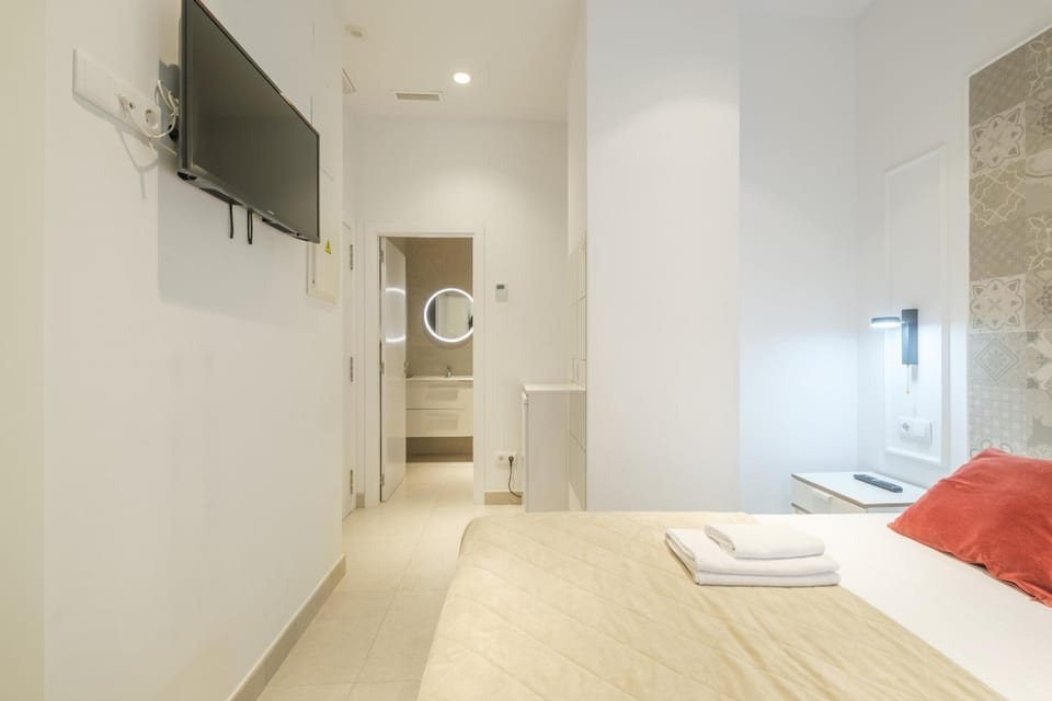 Room close to City Centre Bed and Breakfast in Valencia