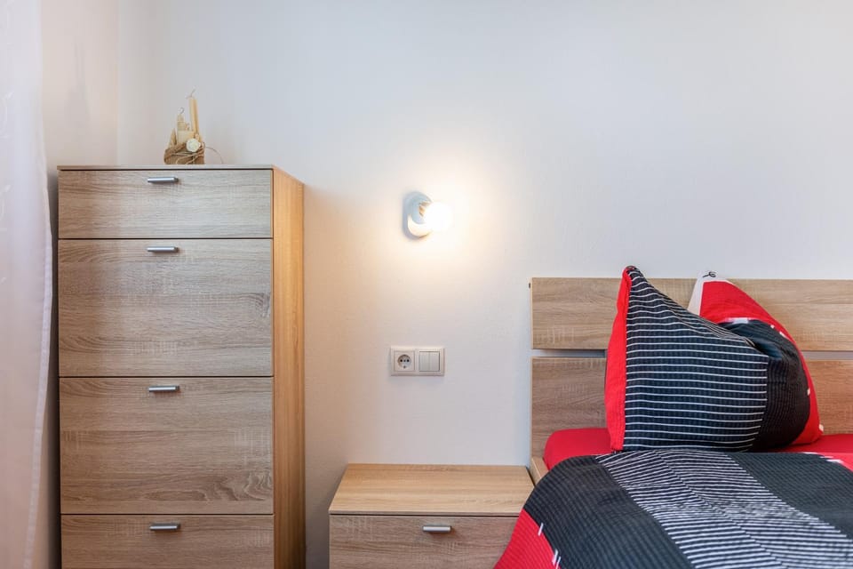 Living room, Bedroom