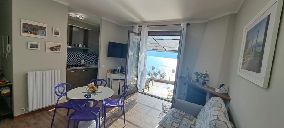 Dream lake PANORAMA, car garage in the center of Varenna Apartment in Province of Lecco