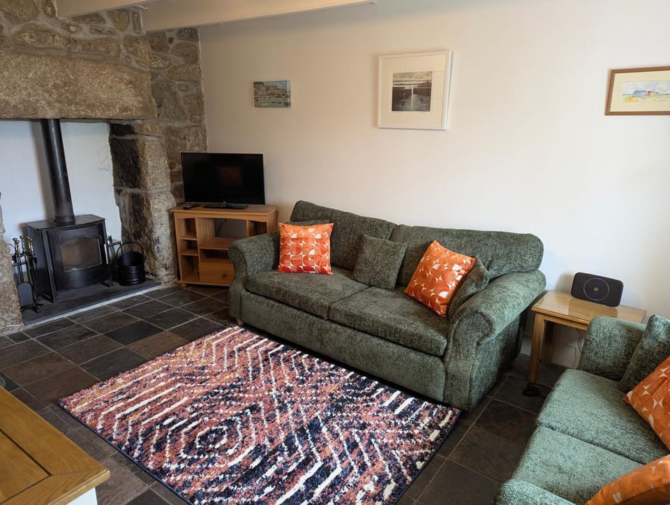 Traditional Fisherman's Cottage with 3 bedrooms House in Mousehole