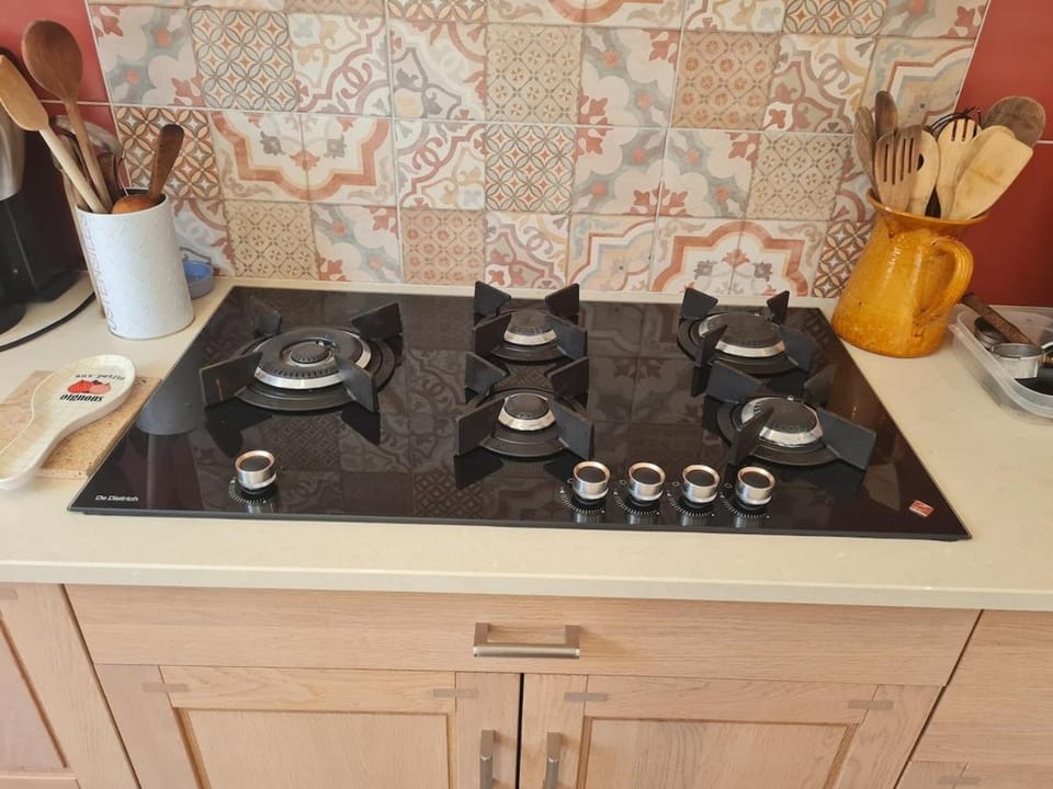 stove, stove