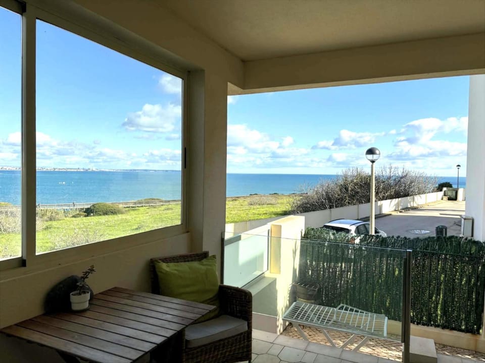 Facade/entrance, BBQ facilities, View (from property/room), Balcony/Terrace