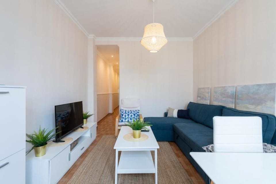 Communal lounge/ TV room, Living room, Seating area