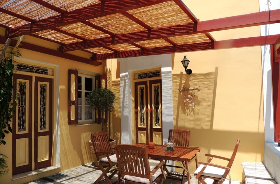 Aloustina's House Villa in Muğla Province