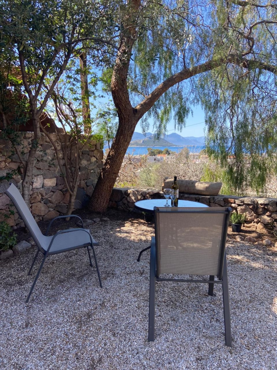 Pepper Tree Apartment in Islands