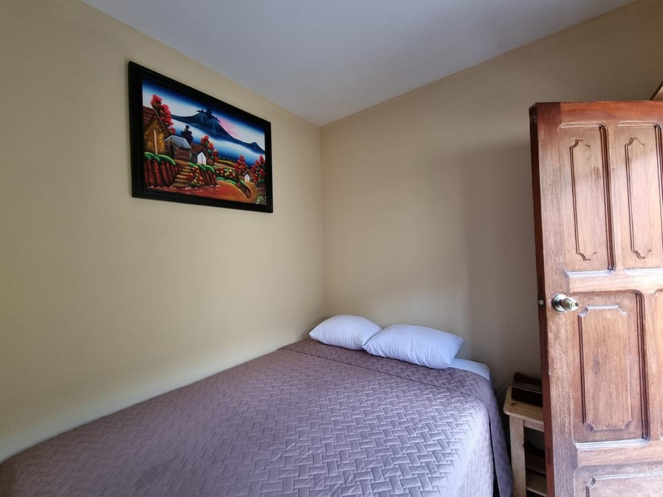 Communal lounge/ TV room, Bed, Photo of the whole room, Bedroom
