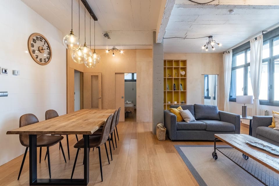 NEW! Lovely 3-Bedroom Loft in Bilbao Apartment in Bilbao
