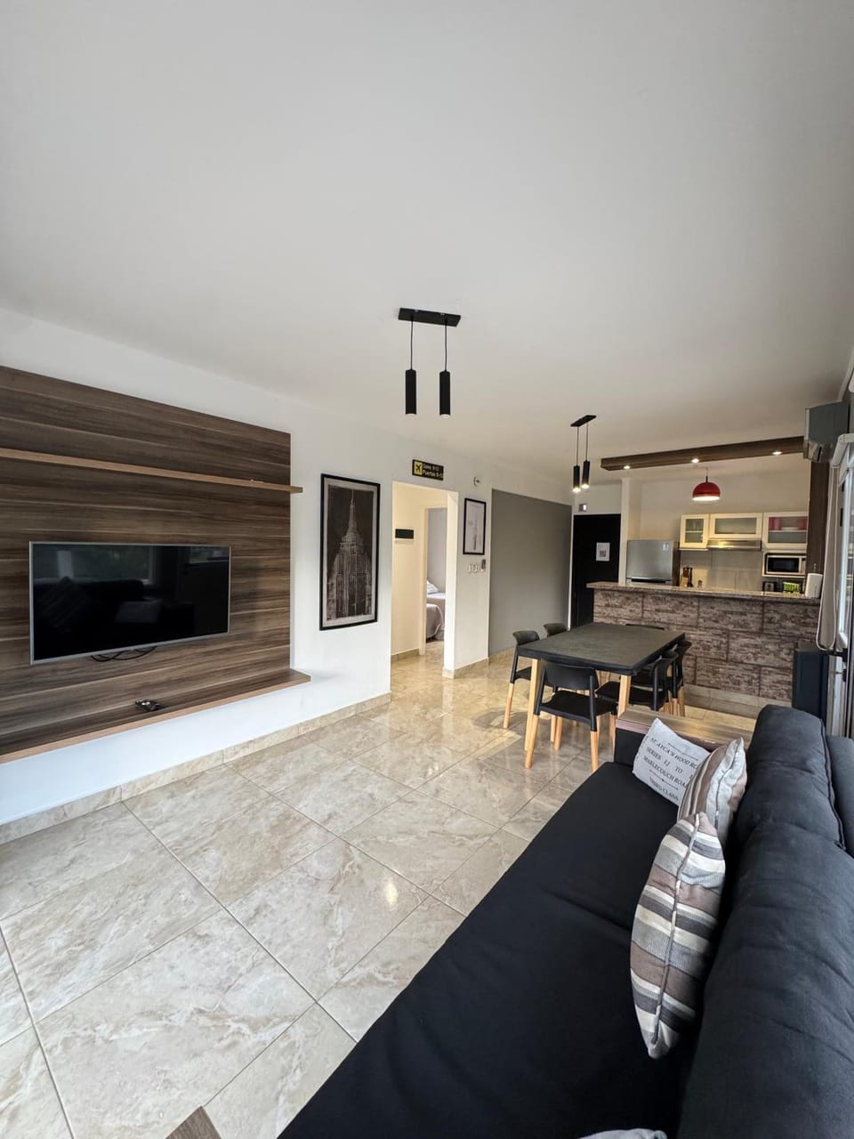Communal lounge/ TV room