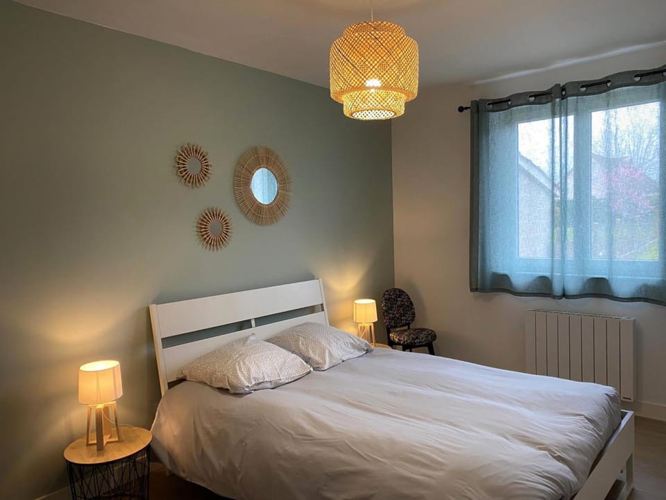 Maison de charme à Villeneuve sur Allier, jardin paisible, idéal pour 4 pers., linge fourni - FR-1-489-372 House in Bourgogne-Franche-Comté