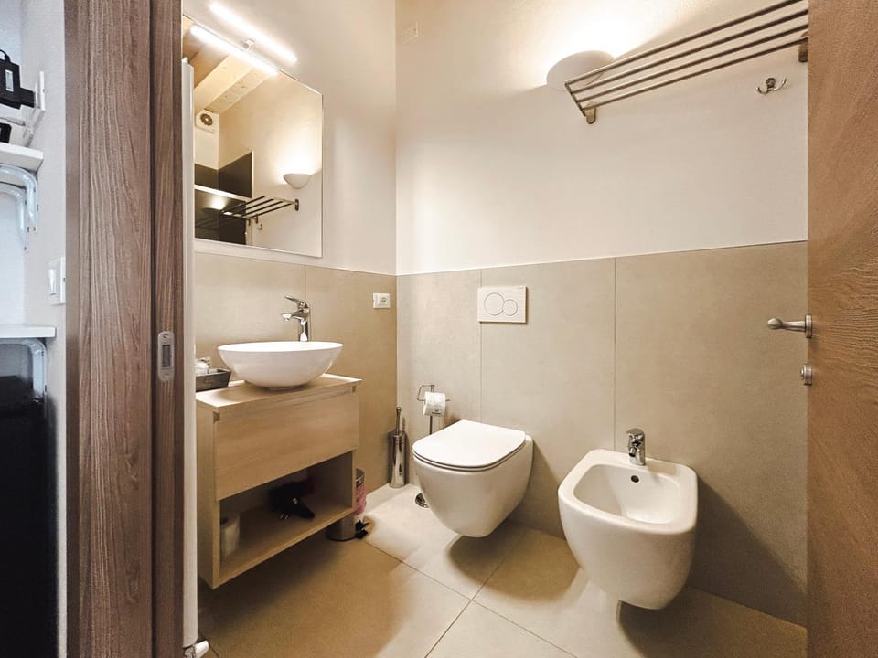 Bathroom, bidet