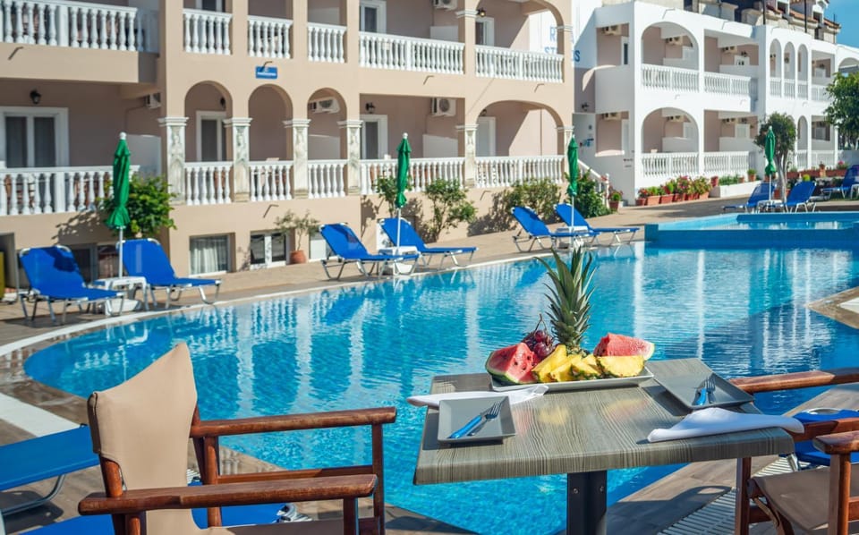 ALADDIN TSILLIVi Apartment hotel in Zakynthos, Greece