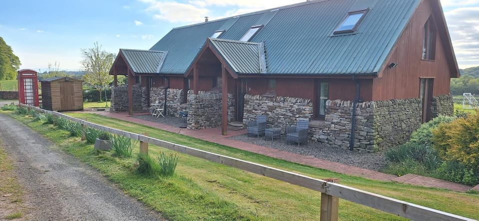 Tarnside Cottages Apartment in Brampton