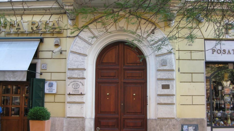 Facade/entrance, Facade/entrance
