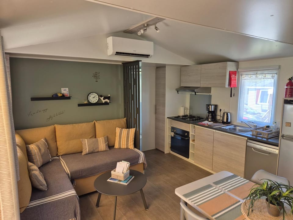 Le Chevreuil Vert Campground/ 
RV Resort in Lege-Cap-Ferret