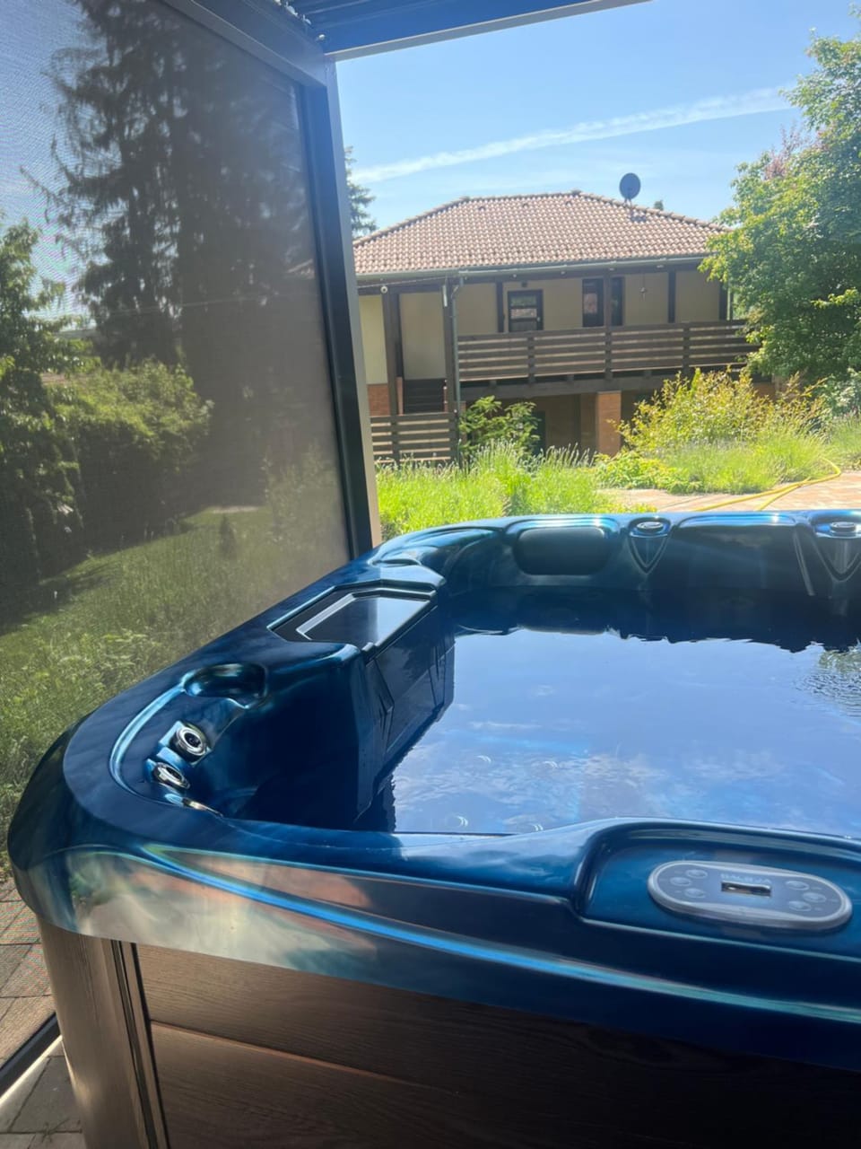 Hot Tub