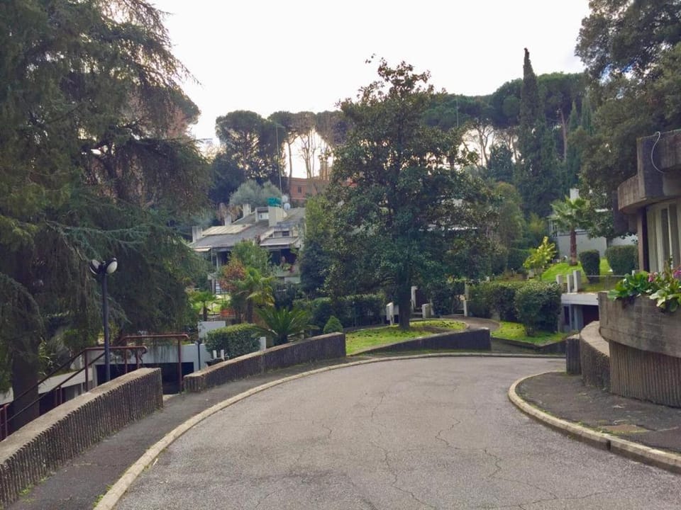 Farnesina Ponte Milvio Foro Italico luxury loft with private box parking Apartment in Rome