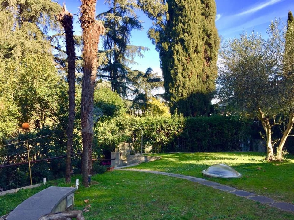 Farnesina Ponte Milvio Foro Italico luxury loft with private box parking Apartment in Rome