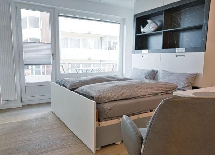 Strand-Zeit - ein Steinwurf zum Meer Apartment in Friesland