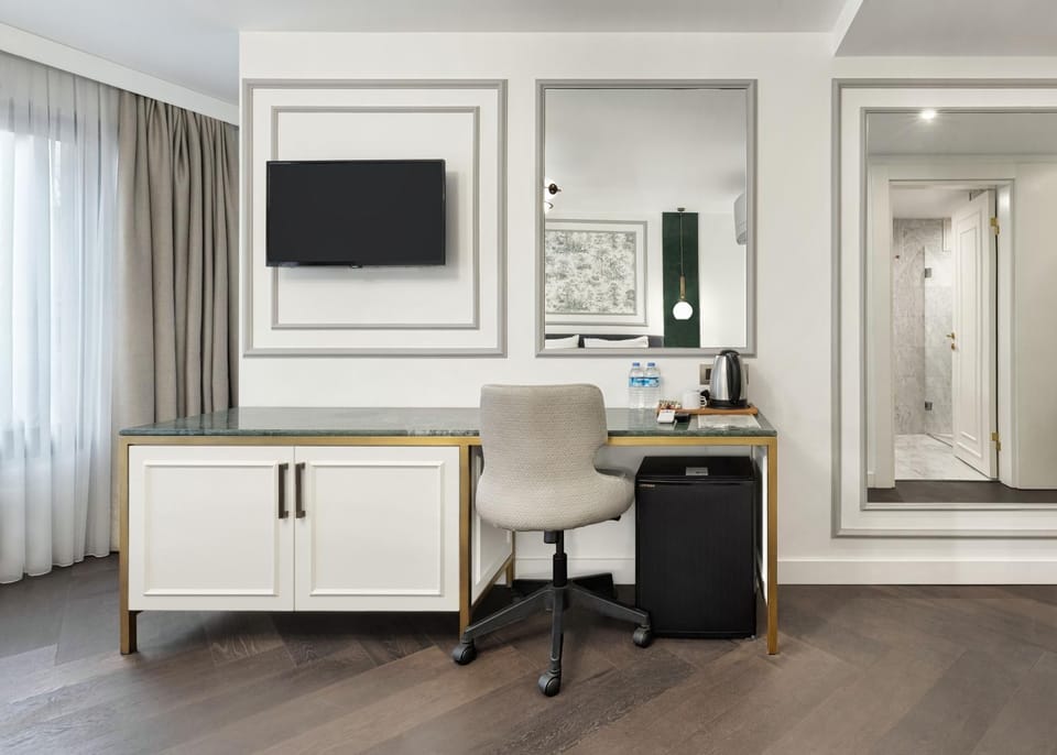 TV and multimedia, Bedroom