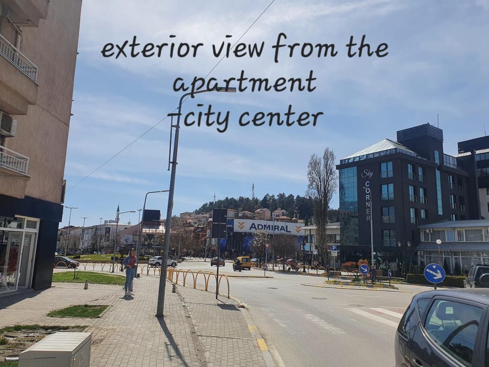 Day, Neighbourhood, City view, City view, Street view, Location, acessibility