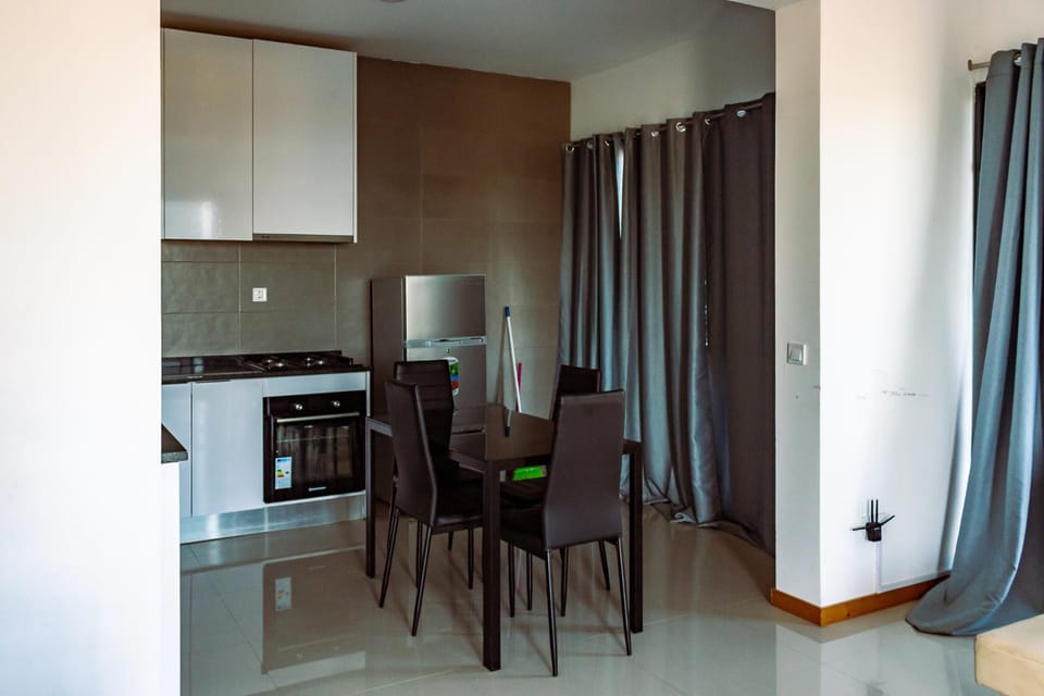 Beautiful and brand new 2 bedrooms apartment/ Magnifico e novo apartamento T2 Apartment in Praia