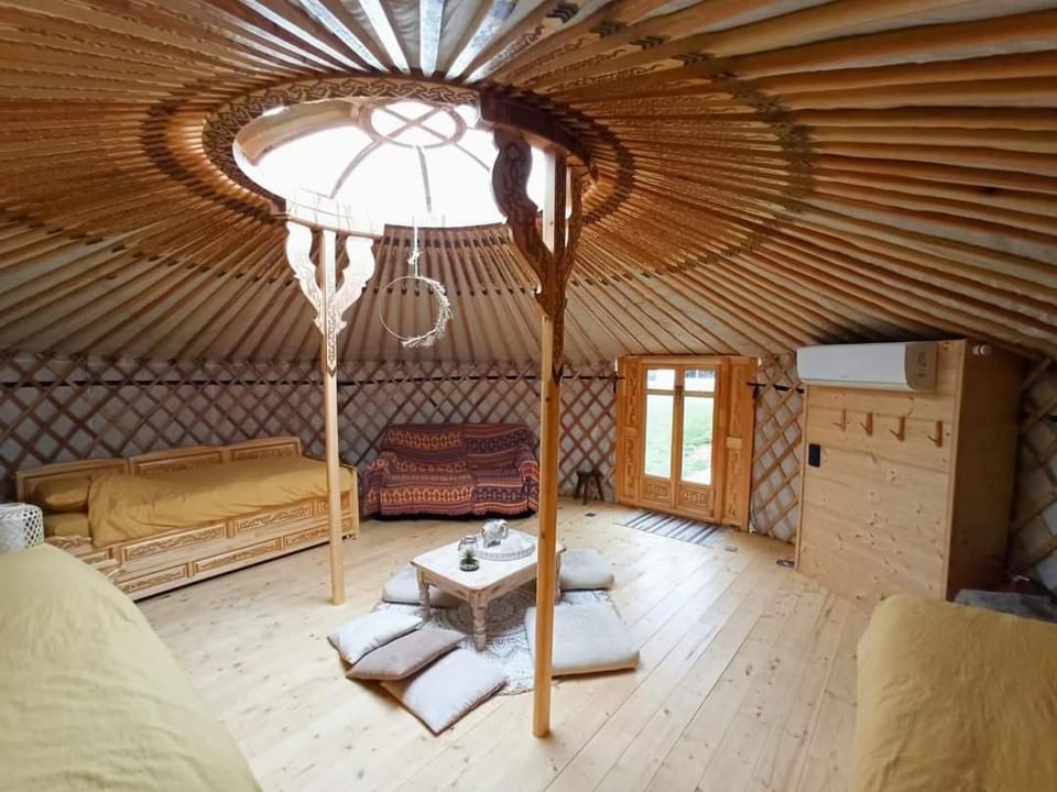 Yourte A bourlon Luxury tent in Hauts-de-France