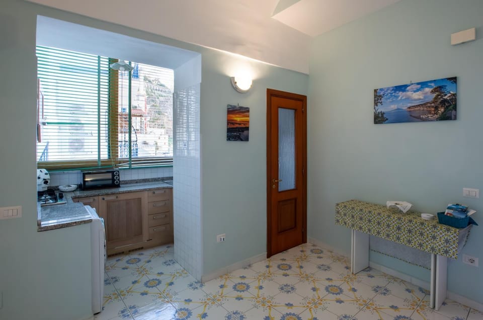 Kitchen or kitchenette, stove
